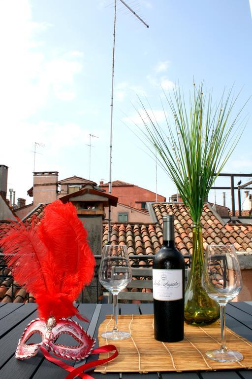 Terrazza Rialto Apartman Velence Szoba fotó