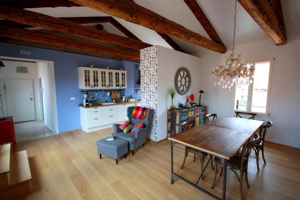 Terrazza Rialto Apartman Velence Szoba fotó